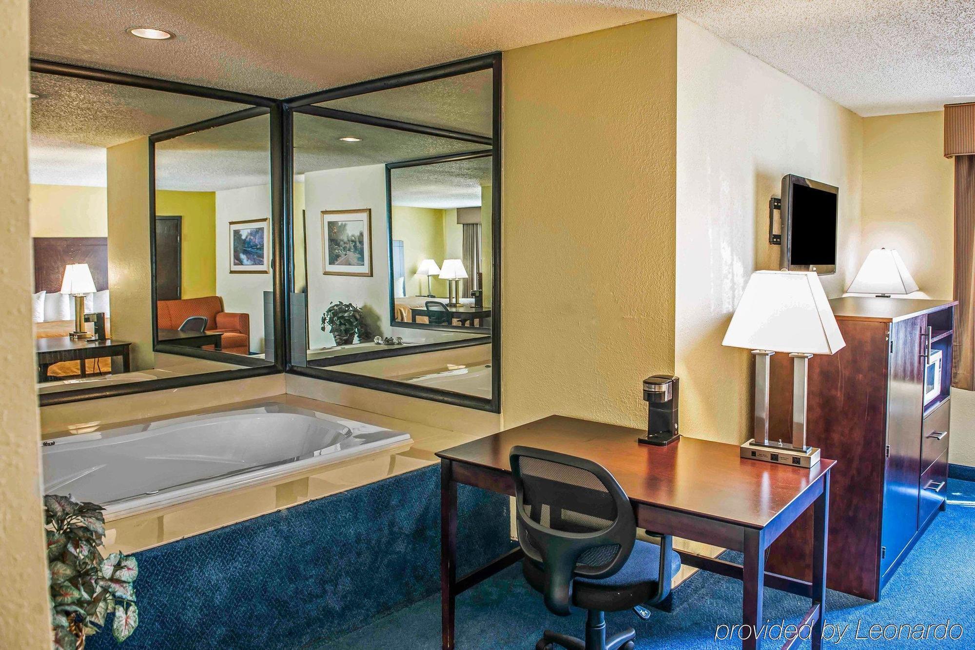 Quality - Indianapolis West Inn 2*
