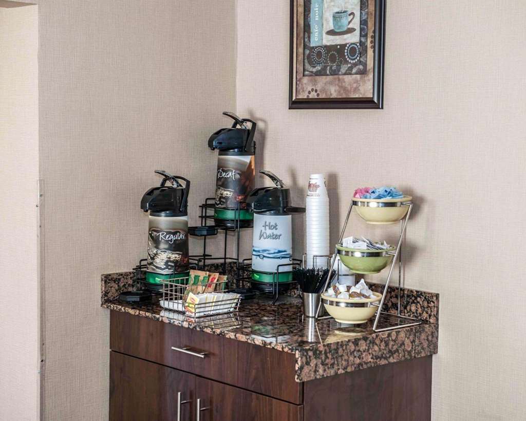 Inn Quality - Indianapolis West 2*